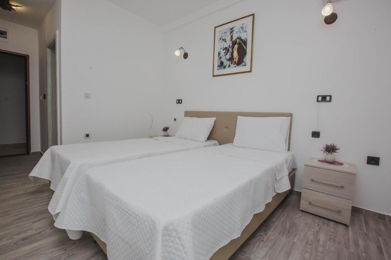 Hotel Dapcevic Cetinje Dış mekan fotoğraf